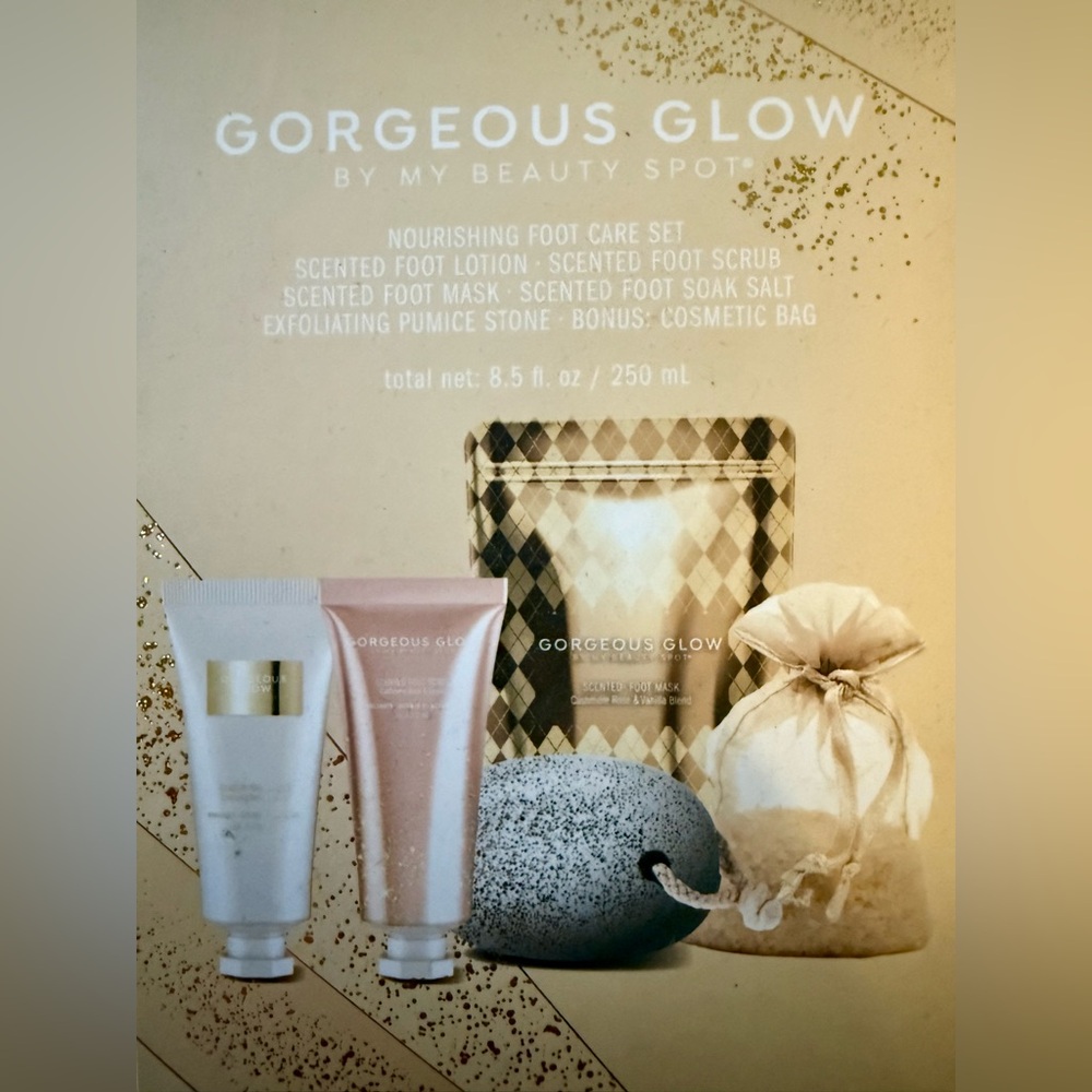 🎆Gorgeous Glow Foot Care Gift Set